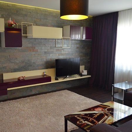 Apartament Confort Panu Apartment บูคาเรสต์ ภายนอก รูปภาพ