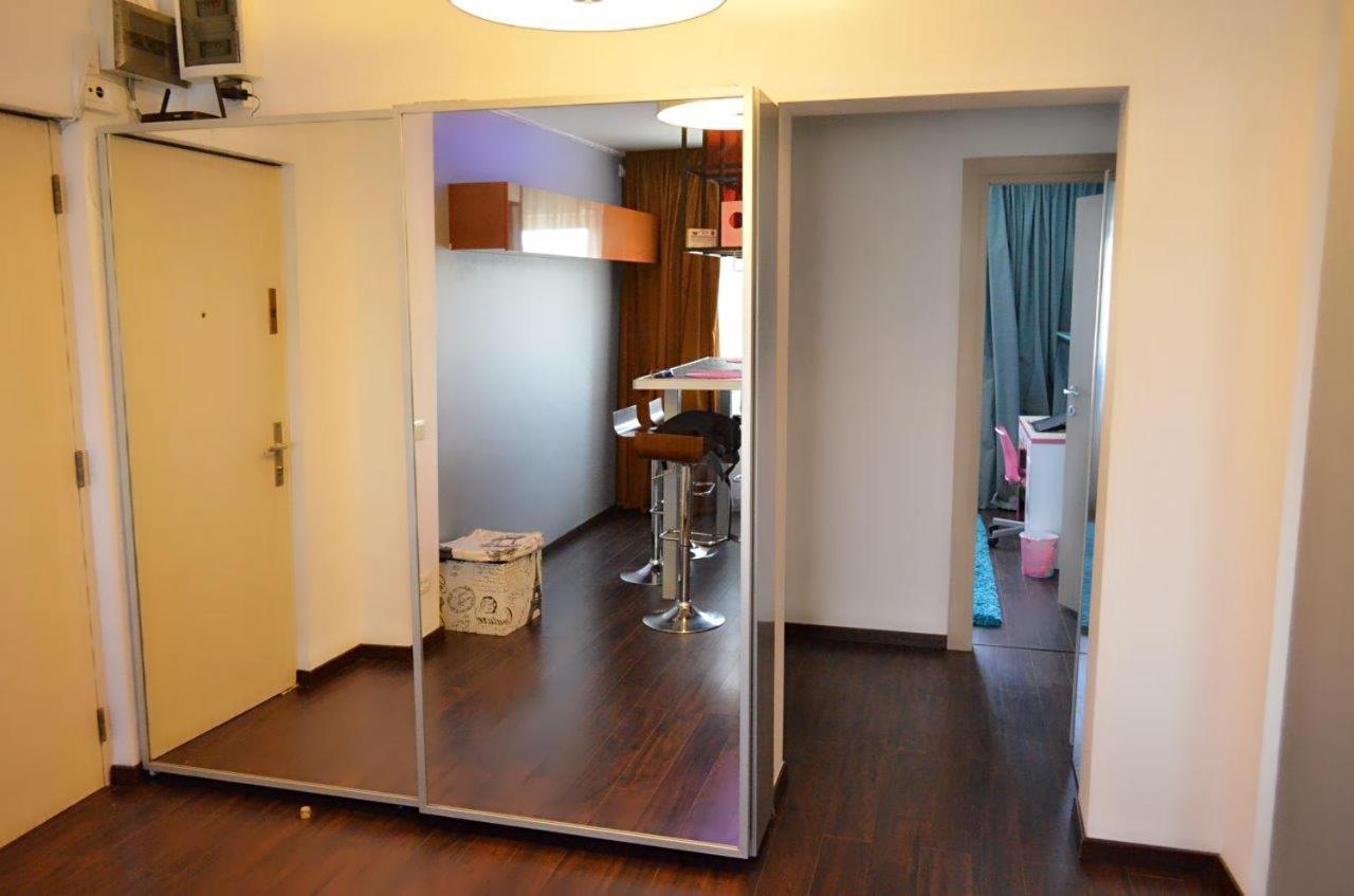 Apartament Confort Panu Apartment บูคาเรสต์ ภายนอก รูปภาพ